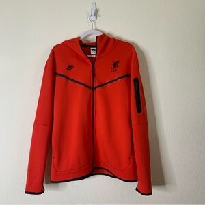 Nike Men's red Liverpool Tech Fleece Full-Zip Windrunner Hoodie L